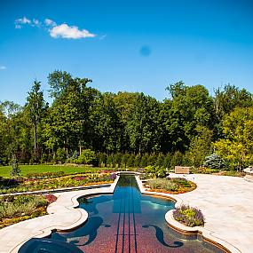 the pool in the form of large-scale copy violin-08