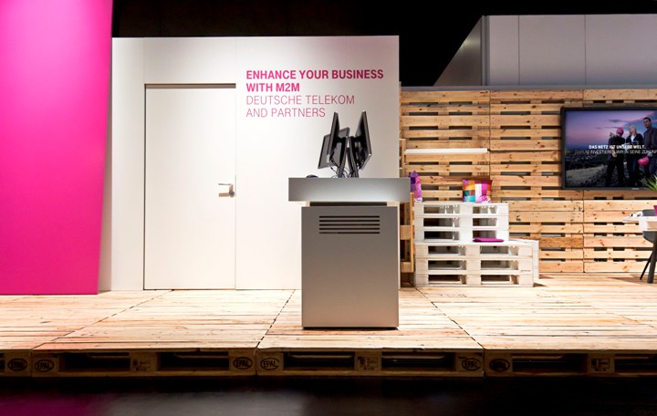 the stand for presentation of an exposition-08