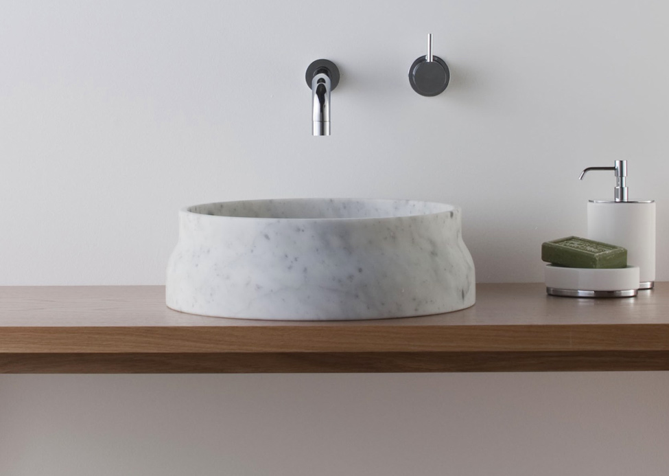 unusual collection of bathroom accessories-12