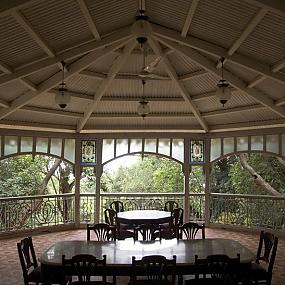 verandah in the wood-07