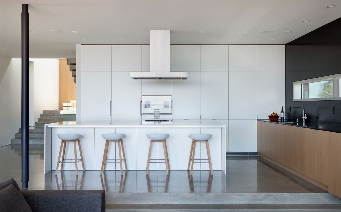 villa russet residence in vancouver-09