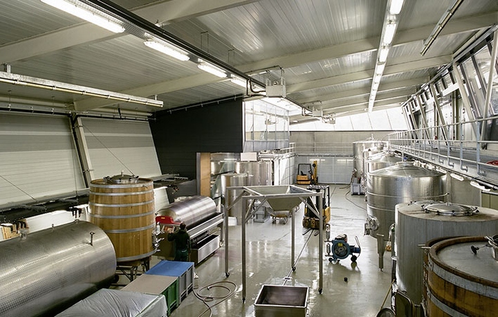 weninger-winery-04