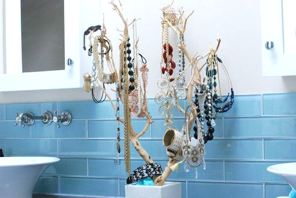 stylish-jewelry-storage-15