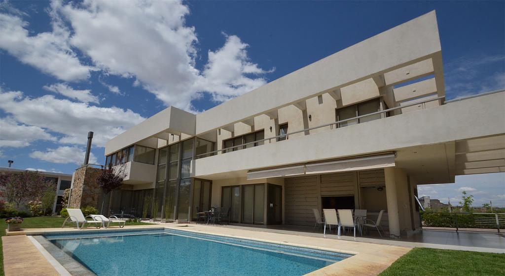 Casa AG от Clement & Rico Arquitectos