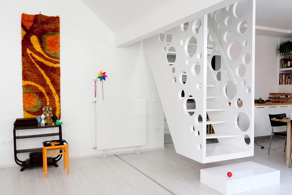 emmental-stairs-apartment-01
