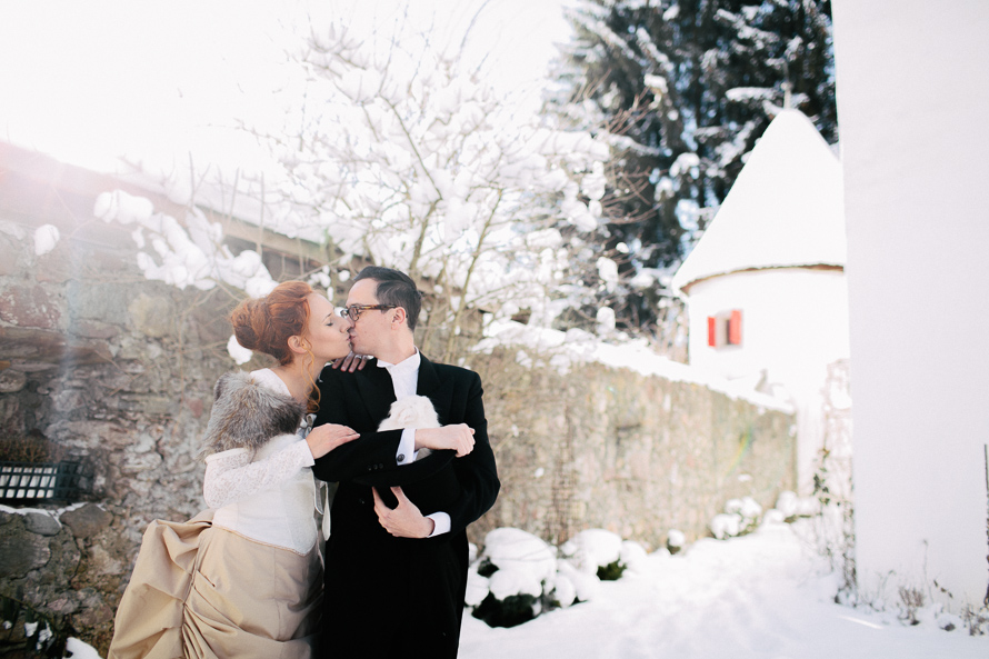 wedding-photo-shoot-in-the-snow-05