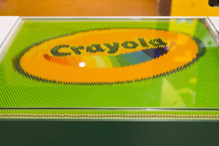 crayola-retail-store-idl-worldwide-reztark-design-easton-pennsylvania-07