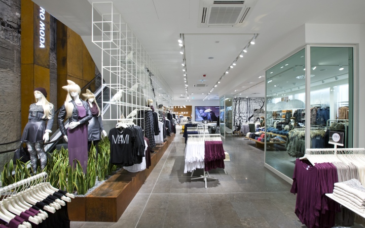 vero-moda-flagship-store-at-konigstrasse-by-riis-retail-stuttgart-germany-06