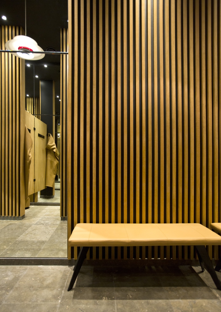 vero-moda-flagship-store-at-konigstrasse-by-riis-retail-stuttgart-germany-31