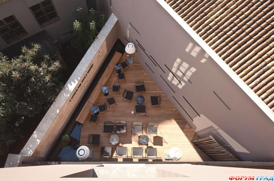 contemporary-hotel-valencia-spain-02