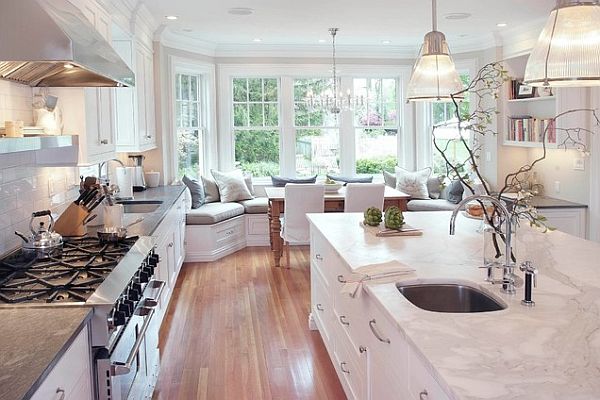 bright-kitchen-with-traditional-design