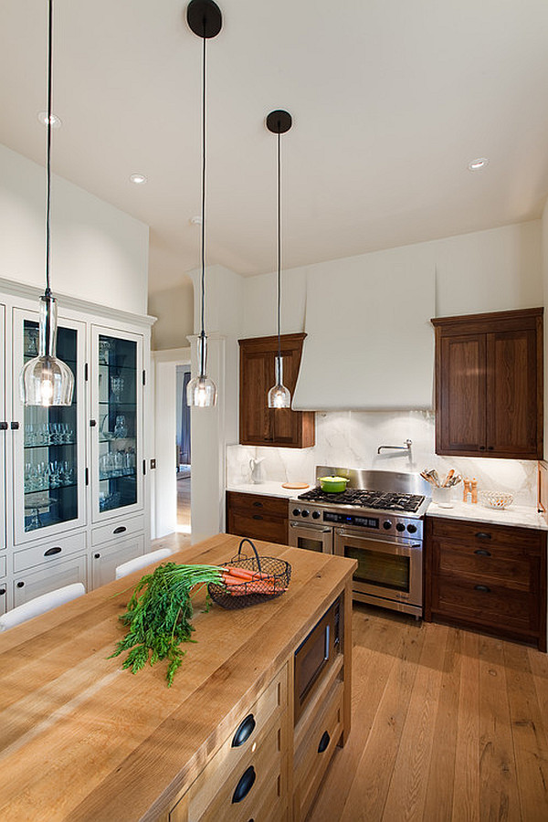 contemporary-kitchen-with-small-pendant-lamps