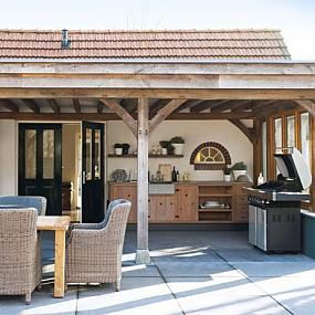 outdoor-summer-kitchen-05