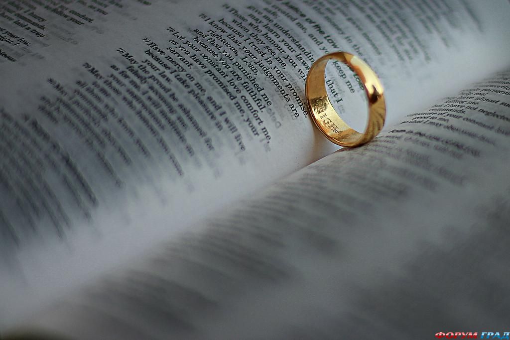 ring-and-book-23