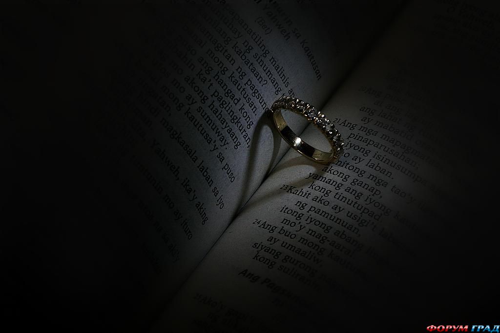 ring-and-book-30