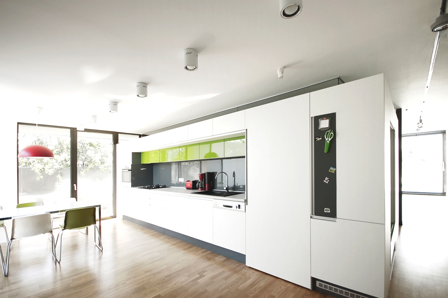 contemporary-property-romania-10