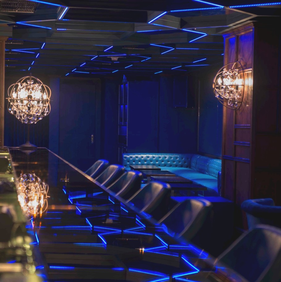 hong-kong-nightlife-nightclubs-01