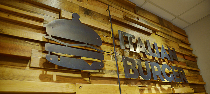 italian-burger-italy-03