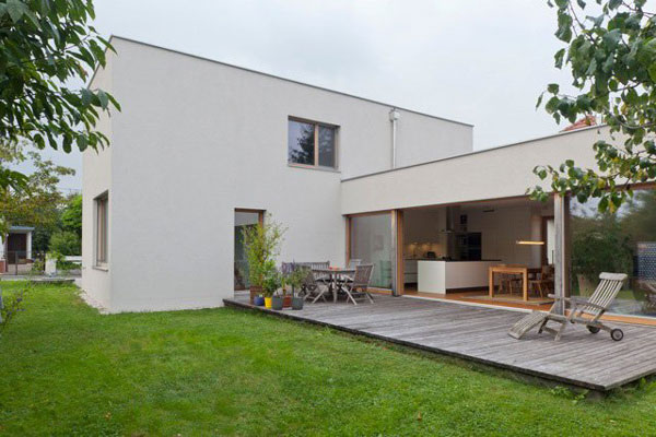 view-from-outside-terrace