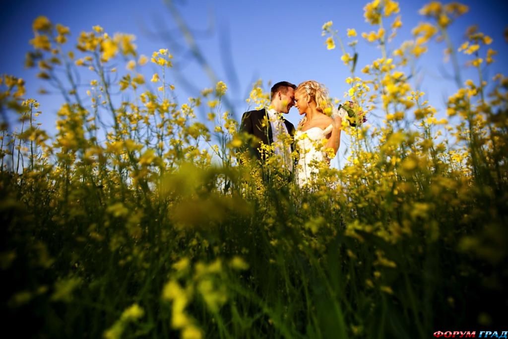newlyweds-in-the-field-05