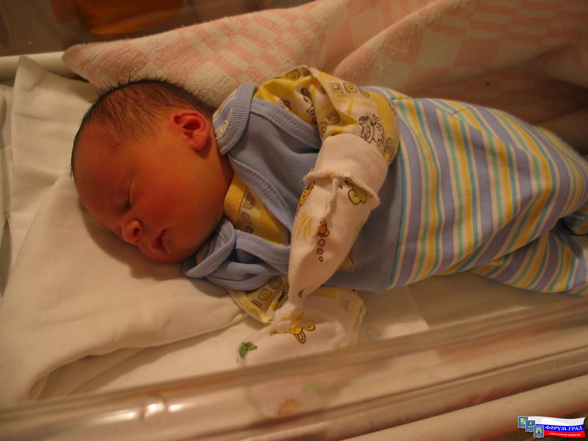 Первые дни в роддоме=)