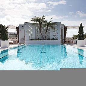 luxury-south-beach-hotel-miami-01