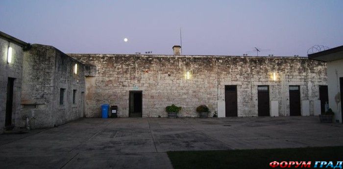 Отель The Old Mount Gambier Gaol