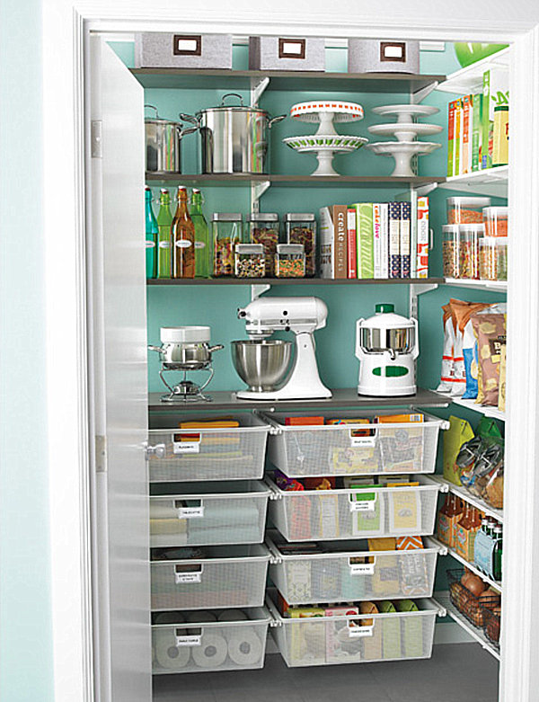 walk-in-pantry-storage-solution