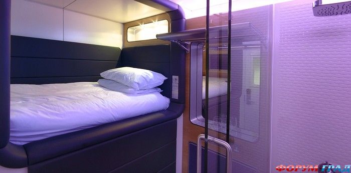yotel-10