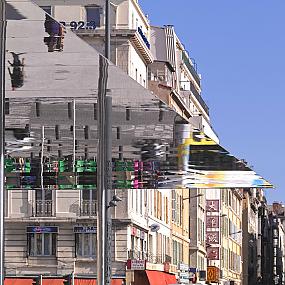 vieux-port-pavilion-marseille-france-10