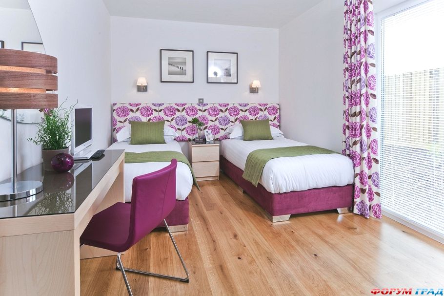 luxury-eco-holiday-lodges-england-01