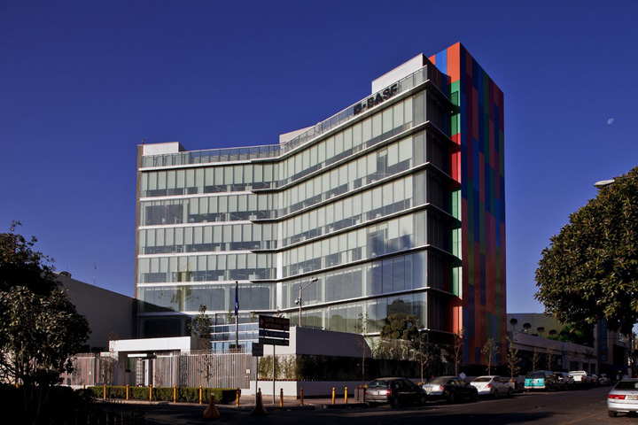 basf-corporate-offices-by-space-mexico-city-12