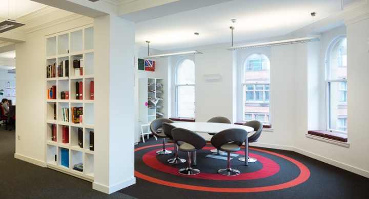 citypress-head-office-by-whitespace-consultants-manchester-uk-12