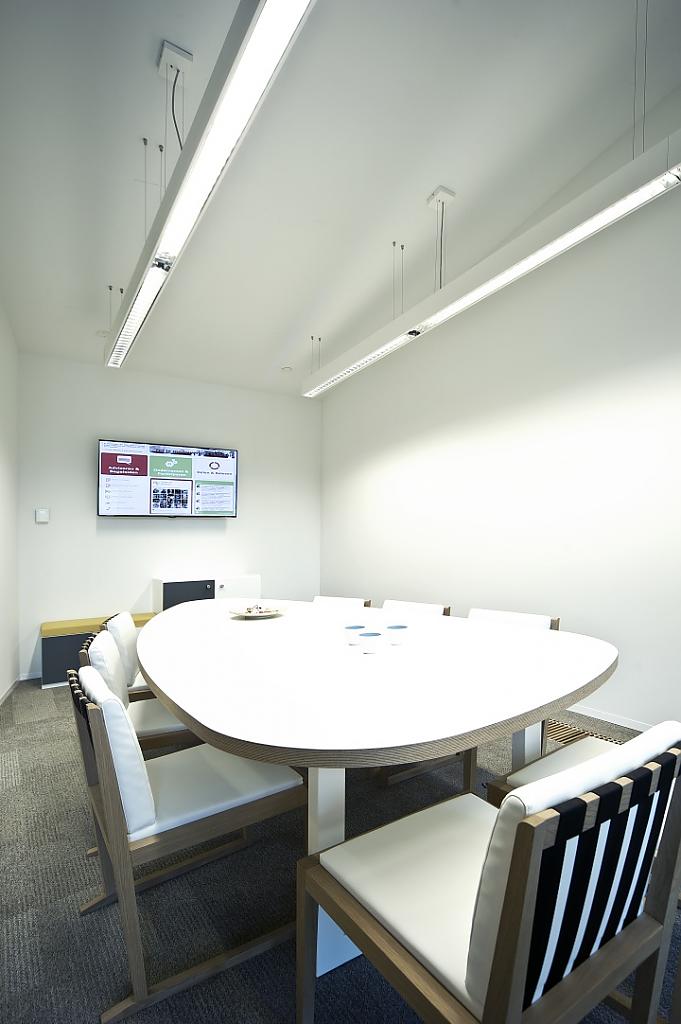 creando-headquarters-room-services-houthalen-helchteren-belgium-03