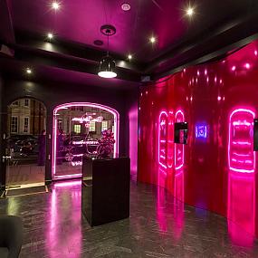 dom-perignon-pop-up-boutique-by-hotel-creative-london-uk-02