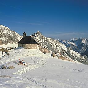 five-off-piste-skiing-destinations-02