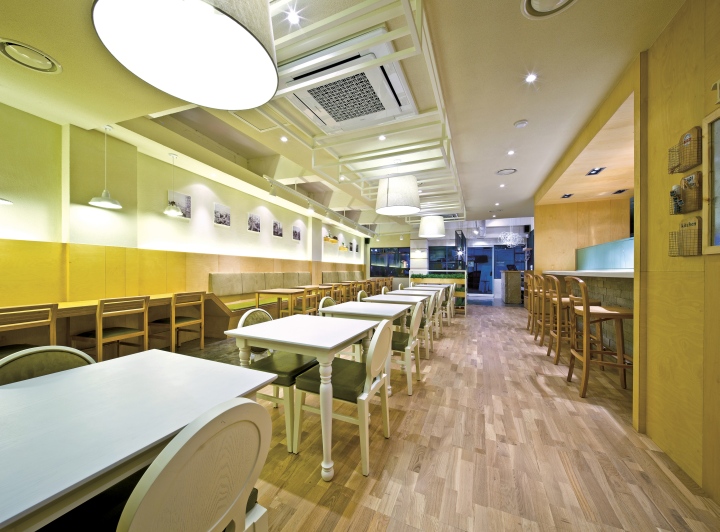tokyo-curry-japanese-restaurant-by-friends-design-seoul-south-korea-04