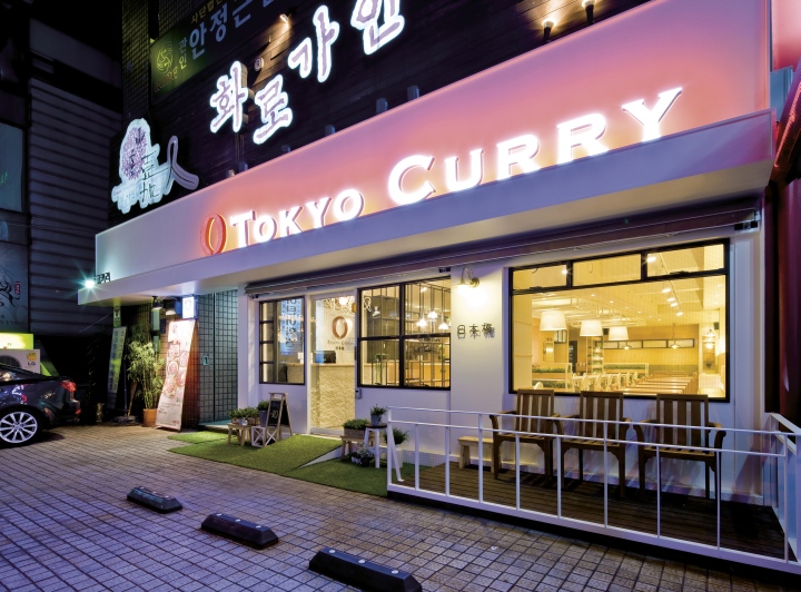 tokyo-curry-japanese-restaurant-by-friends-design-seoul-south-korea-20