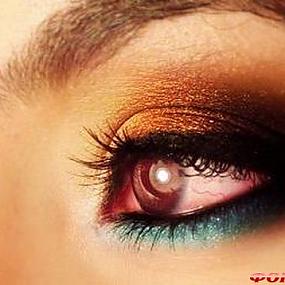 black-water-snake-eye-makeup-style-04