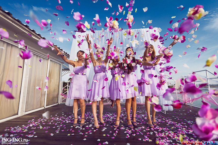 wedding-girlfriends-10