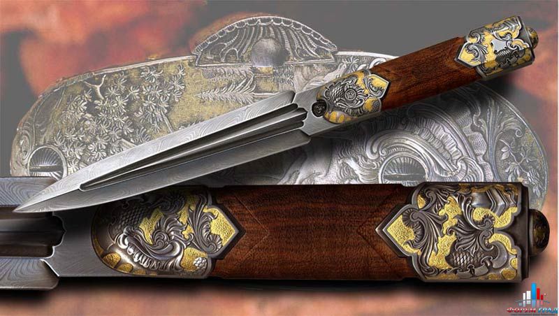 Сувенирное старинное оружие