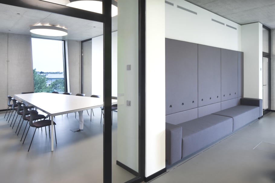 contemporary-building-germany-10