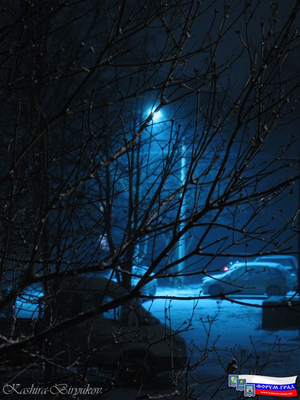 Зарисовка ночного дворика