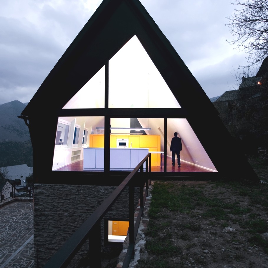 pyrenees-house-spain