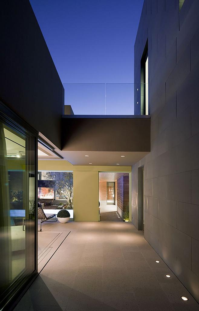 j2-residence-23
