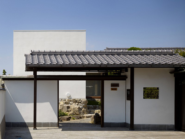 house-integrating-trees-03