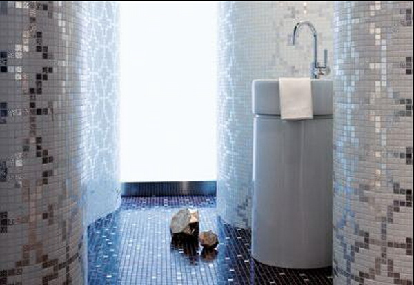 Bold Mosaic Walls Extravaganza
