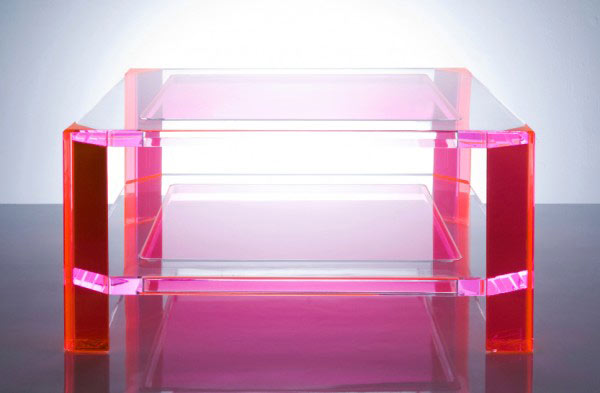 alexandra-von-furstenberg s-plexiglass-furniture-008