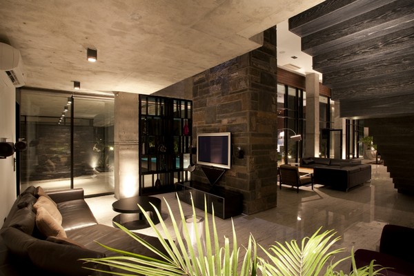 brutalism-villa-kiani-in-iran-016