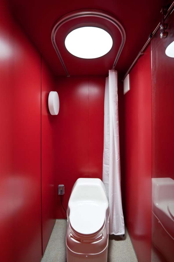 container-guest-house-006